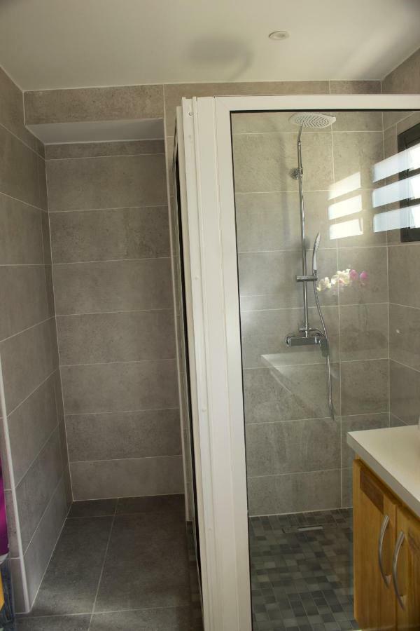 T3 - 87M2 - Residence Georgette Terre Sainte Bagian luar foto